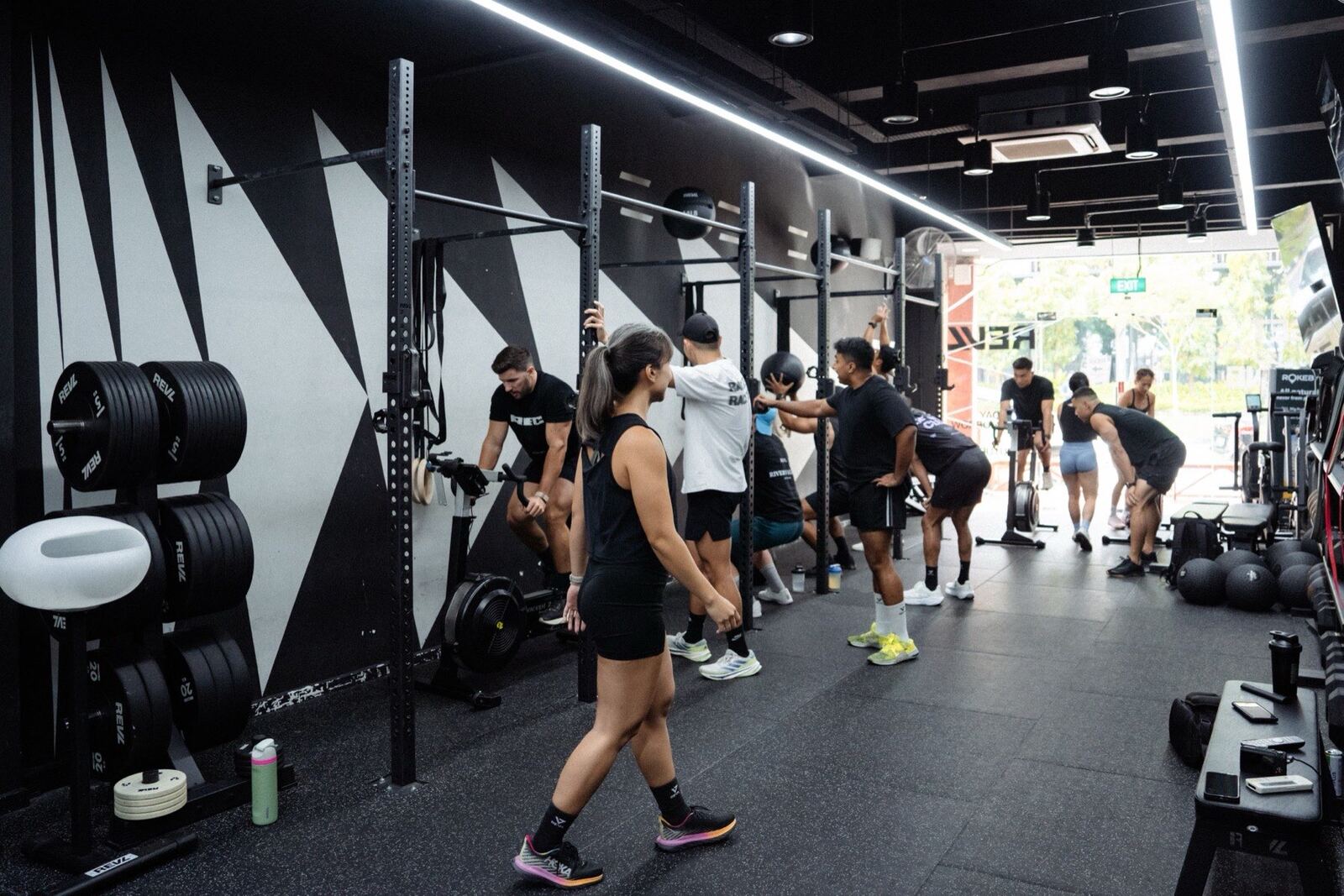 A REVL class mid session, the floor full of members training